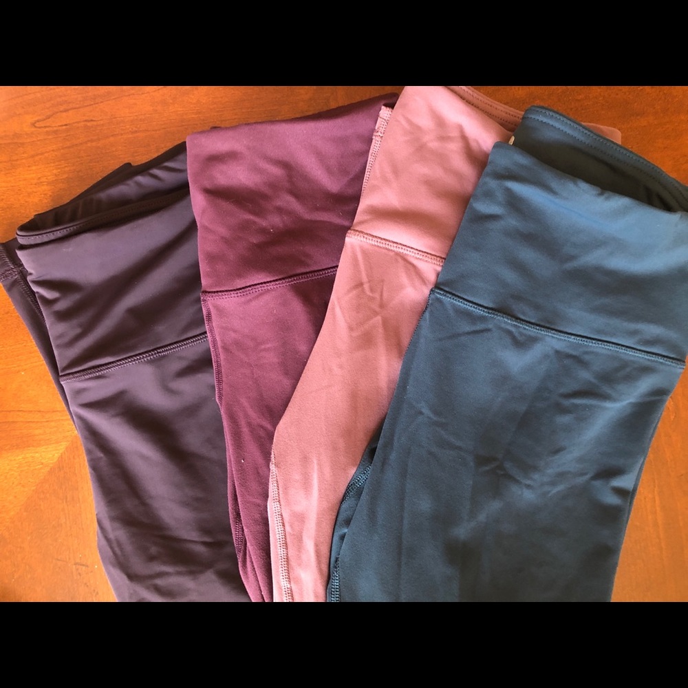 Bundle of Cropped Leggings